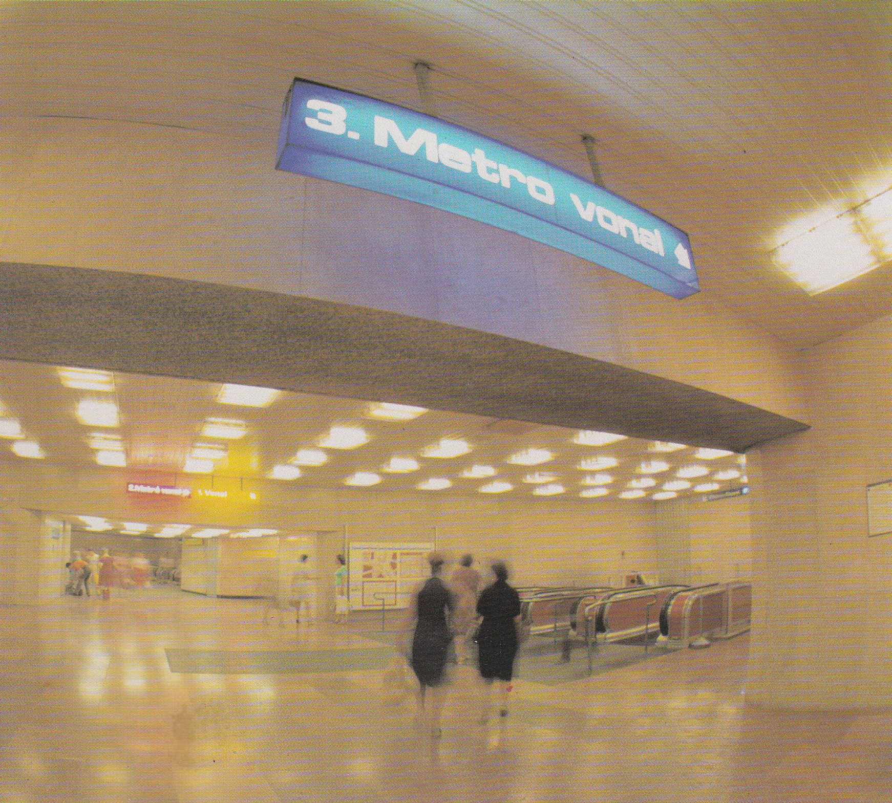 Budapest, M3 metró, Deák Ferenc tér