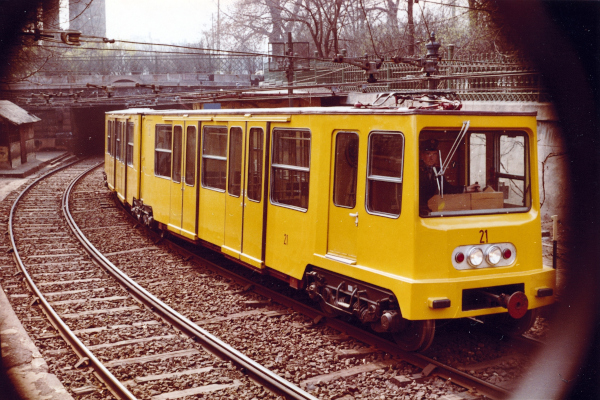 Budapest, Ganz FAV jármű, bélyegkép