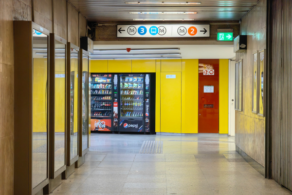 Budapest, M1 metró, Deák Ferenc tér, bélyegkép