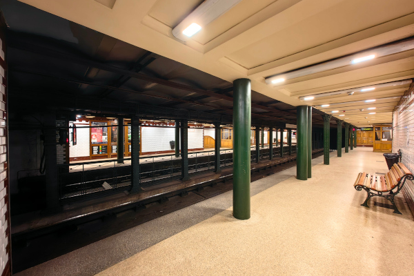 Budapest, M1 metró, Kodály körönd, bélyegkép