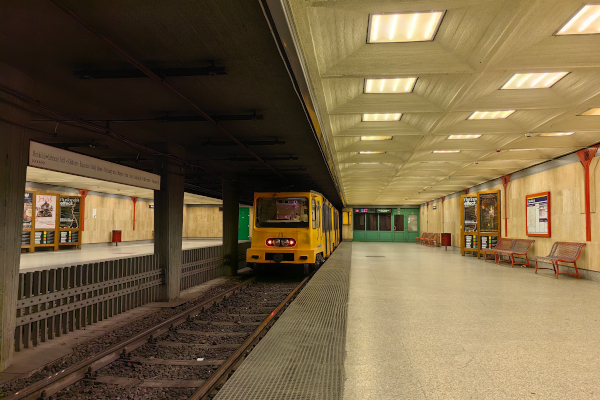 Budapest, M1 metró, Mexikói út, bélyegkép