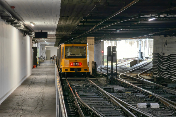 Budapest, M1 metró, Mexikói út, bélyegkép