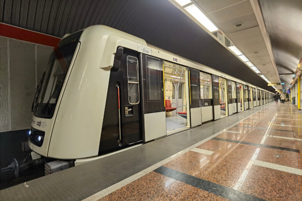 Budapest, M2 metró, Déli pályaudvar, bélyegkép