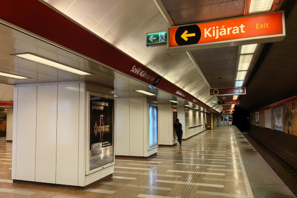 Budapest, M2 metró, Széll Kálmán tér, bélyegkép