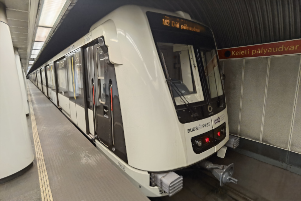 Budapest, M2 metró, Batthyány tér, bélyegkép