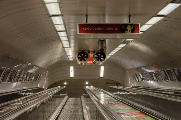 Budapest, M2 metró, Batthyány tér, bélyegkép