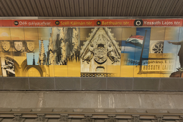 Budapest, M2 metró, Kossuth Lajos tér, bélyegkép