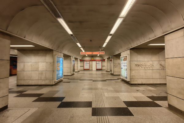 Budapest, M2 metró, Astoria, bélyegkép