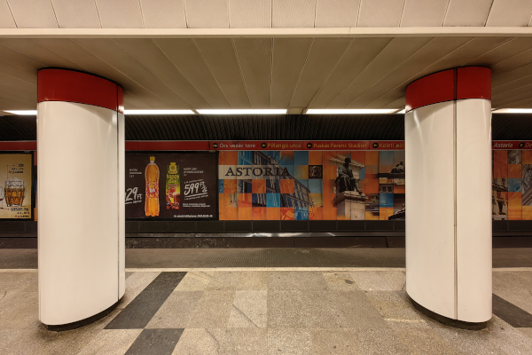 Budapest, M2 metró, Astoria, bélyegkép
