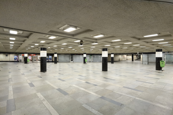 Budapest, M2 metró, Blaha Lujza tér, bélyegkép