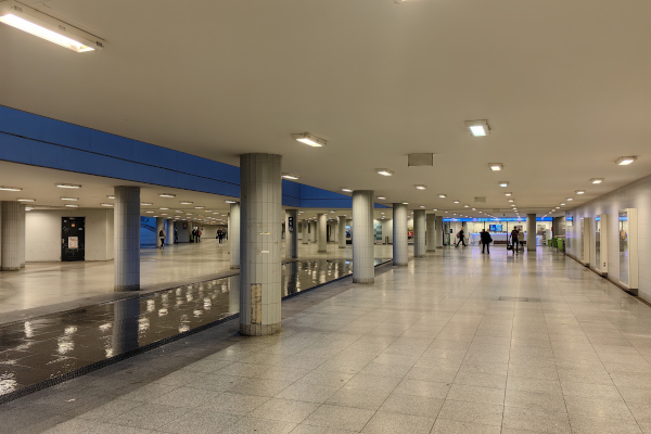 Budapest, M2 metró, Keleti pályaudvar, bélyegkép