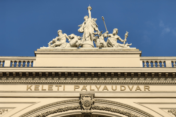 Budapest, M2 metró, Keleti pályaudvar, bélyegkép