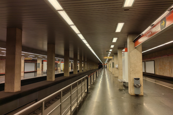 Budapest, M2 metró, Puskás Ferenc stadion, bélyegkép