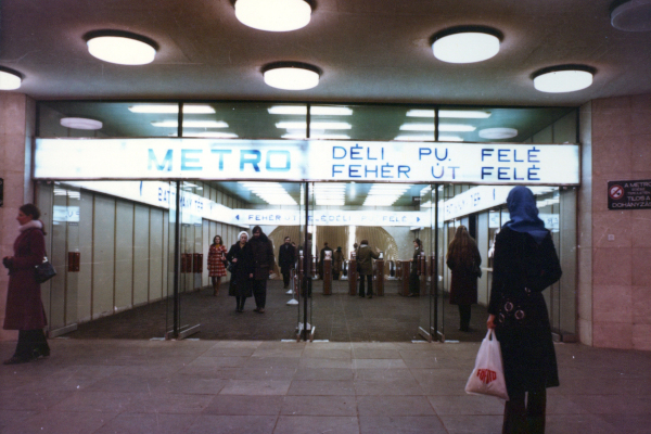 Budapest, M2 metró, Batthány tér, bélyegkép