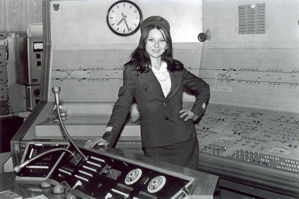 Budapest, M2 metró, Deák Ferenc tér, KFM, Központi Forgalmi Menetirányító, bélyegkép