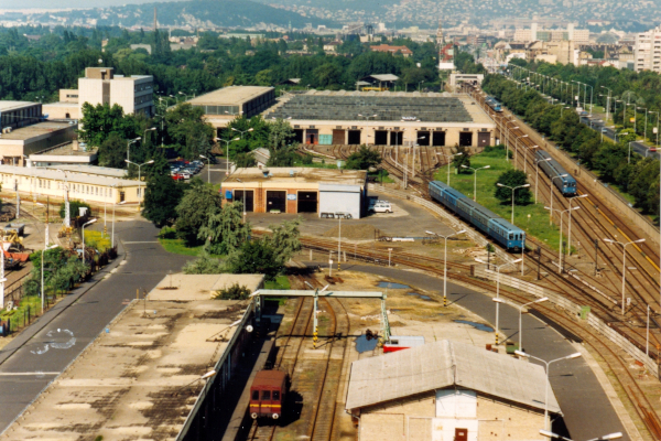 Budapest, M2 metró, Fehér út, járműtelep, bélyegkép