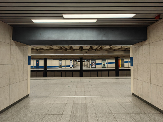 Budapest, M3 metró, Gyöngyösi utca, bélyegkép