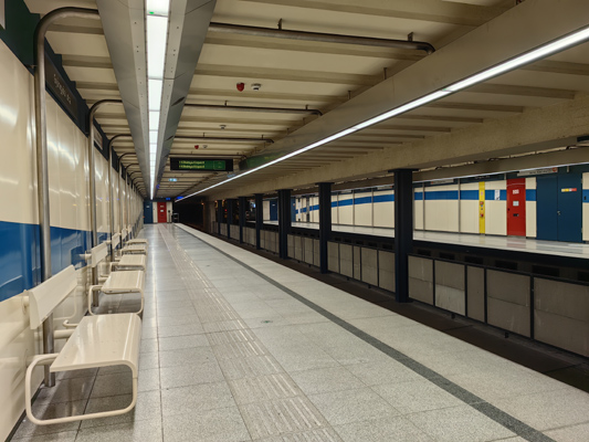 Budapest, M3 metró, Gyöngyösi utca, bélyegkép