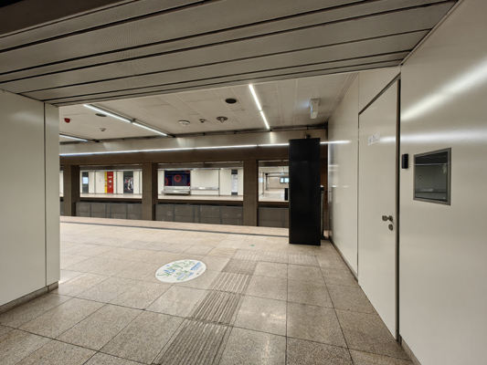 Budapest, M3 metró, Forgách utca, bélyegkép