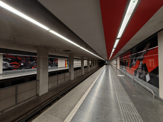 Budapest, M3 metró, Dózsa György út, bélyegkép