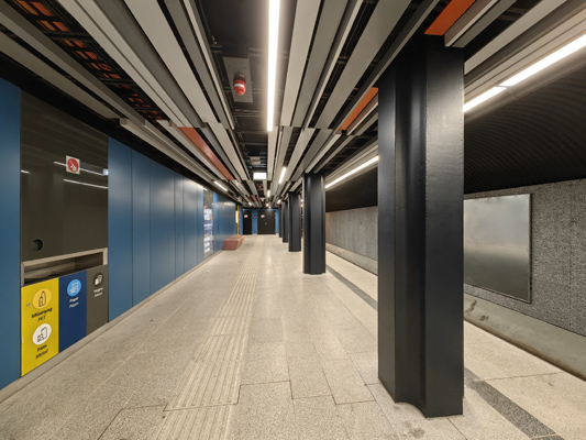 Budapest, M3 metró, Nyugati pályaudvar, bélyegkép