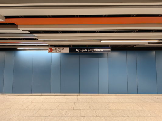 Budapest, M3 metró, Nyugati pályaudvar, bélyegkép