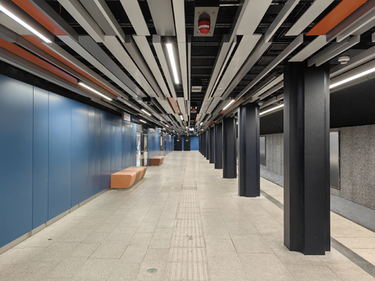 Budapest, M3 metró, Nyugati pályaudvar, bélyegkép