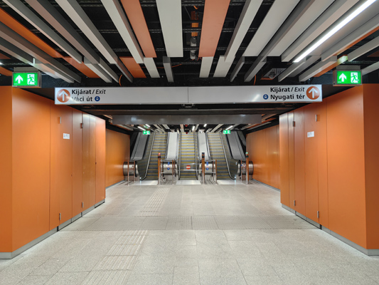 Budapest, M3 metró, Nyugati pályaudvar, bélyegkép