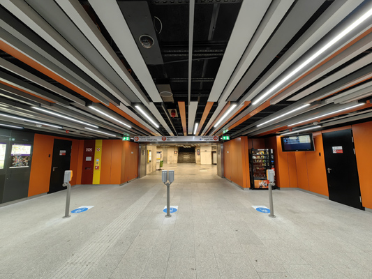 Budapest, M3 metró, Nyugati pályaudvar, bélyegkép