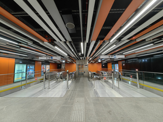 Budapest, M3 metró, Nyugati pályaudvar, bélyegkép