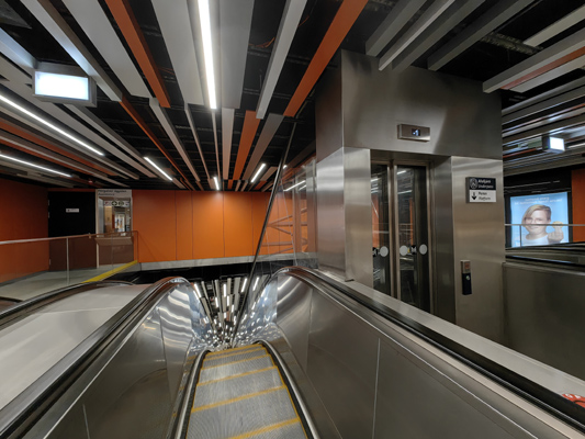 Budapest, M3 metró, Nyugati pályaudvar, bélyegkép