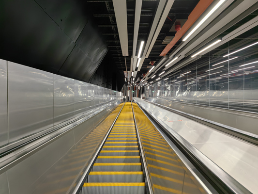 Budapest, M3 metró, Nyugati pályaudvar, bélyegkép