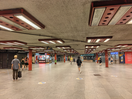 Budapest, M3 metró, Nyugati pályaudvar, bélyegkép