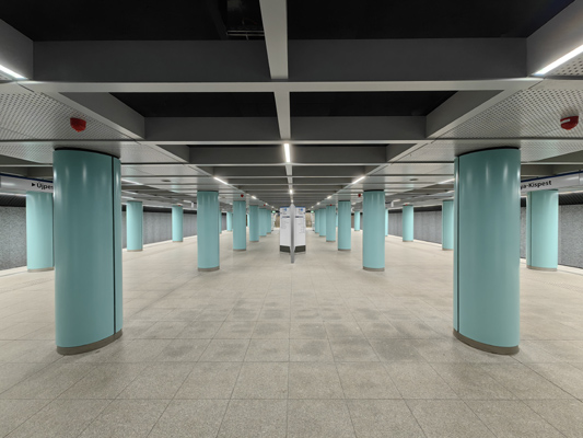 Budapest, M3 metró, Arany János utca, bélyegkép