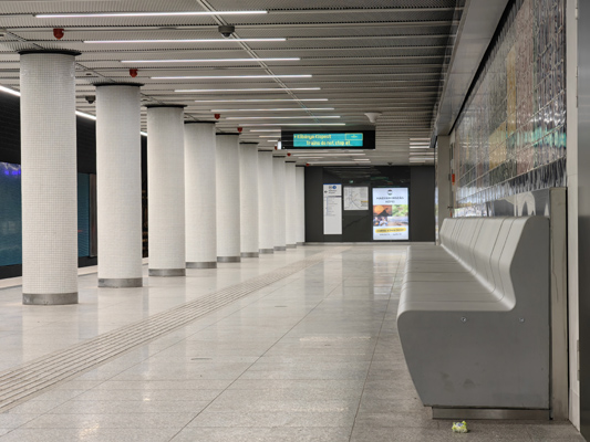 Budapest, M3 metró, Deák Ferenc tér, bélyegkép