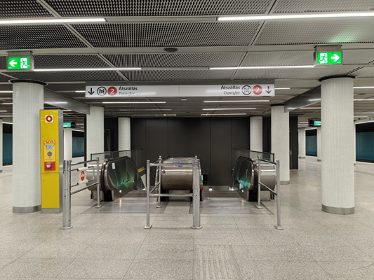 Budapest, M3 metró, Deák Ferenc tér, bélyegkép