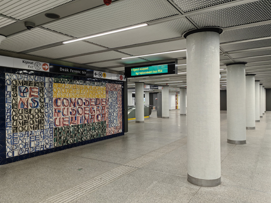 Budapest, M3 metró, Deák Ferenc tér, bélyegkép