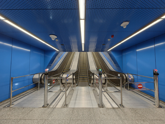 Budapest, M3 metró, Deák Ferenc tér, bélyegkép
