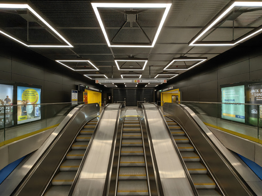 Budapest, M3 metró, Deák Ferenc tér, bélyegkép