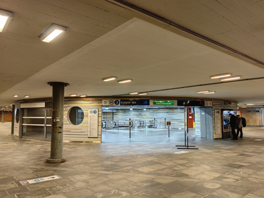 Budapest, M3 metró, Kálvin tér, bélyegkép