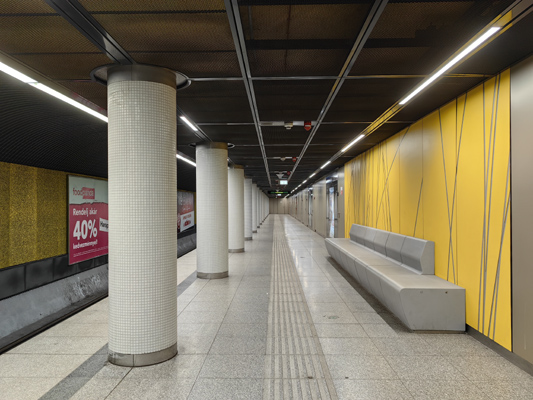 Budapest, M3 metró, Semmelweis Klinikák, bélyegkép