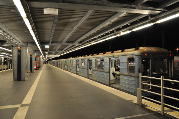 Budapest, M3 metró, Kőbánya-Kispest, bélyegkép