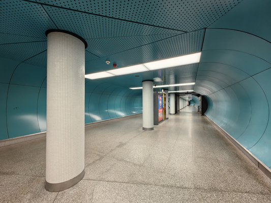 Budapest, M3 metró, Deák Ferenc tér, M2-M3 metró, átszállás, bélyegkép