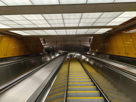 Budapest, M3 metró, Kálvin tér, M3-M4 metró, átszállás, bélyegkép