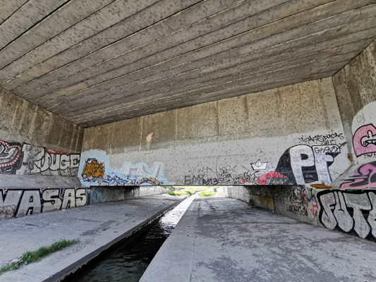 Budapest, M3 metró, metró viadukt a Rákos-patak felett, bélyegkép