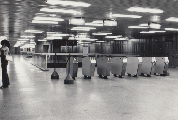 Budapest, M3 metró, Lehel tér, bélyegkép