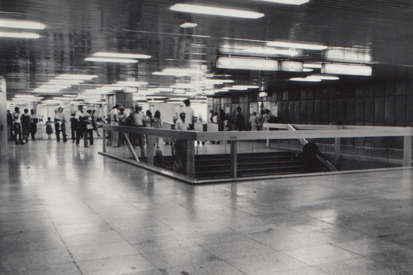 Budapest, M3 metró, Lehel tér, bélyegkép