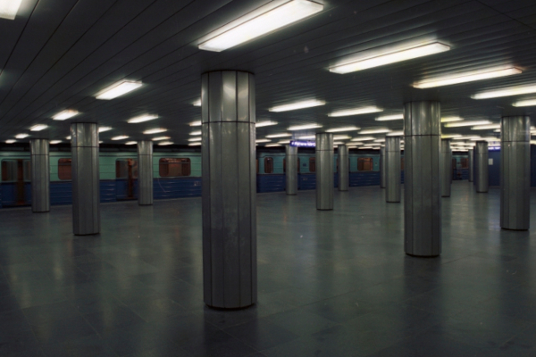 Budapest, M3 metró, Corvin-negyed, bélyegkép