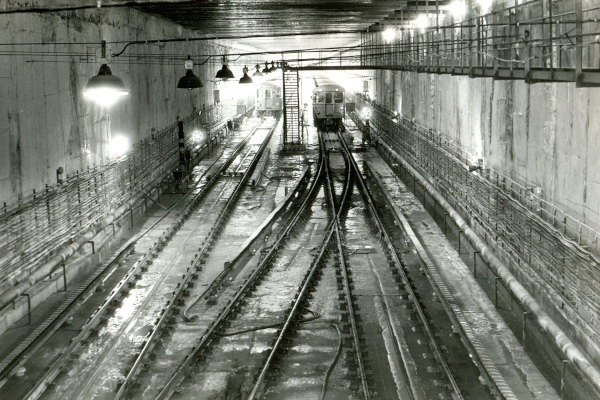 Budapest, M3 metró, Nagyvárad tér, bélyegkép