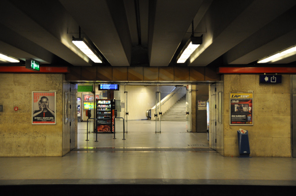 Budapest, M3 metró, Göncz Árpád városközpont, bélyegkép